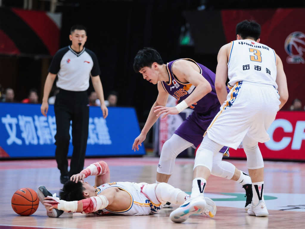 他善于通过 他善于通过